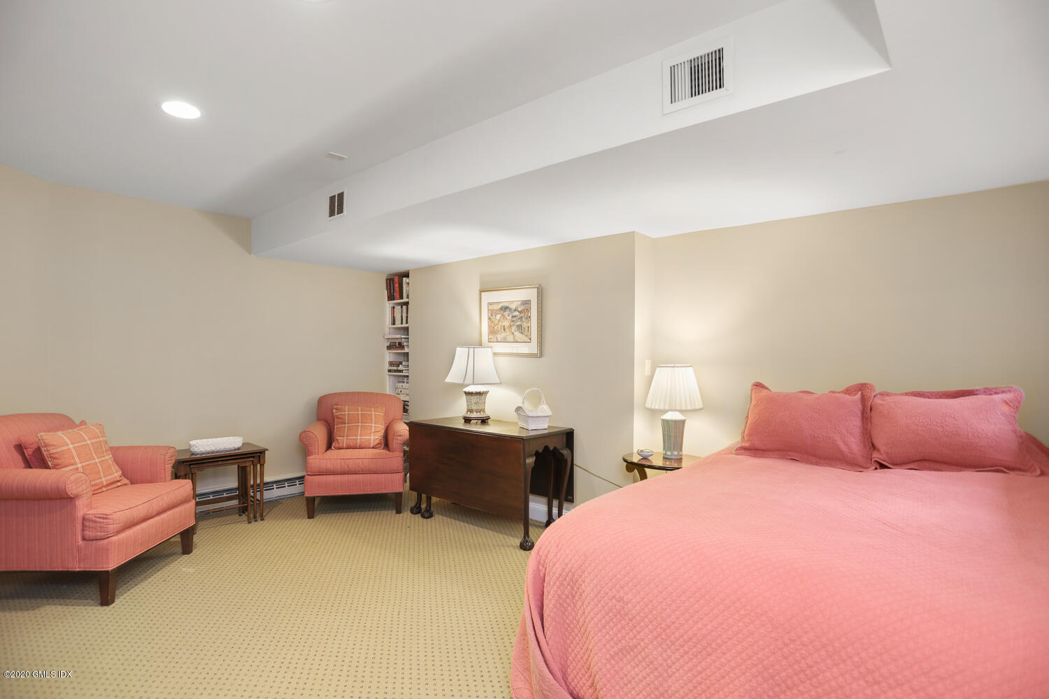 101 Lewis Street, Unit F Greenwich, CT 06830 - Photo 20 of 27 a bedroom with bed and window