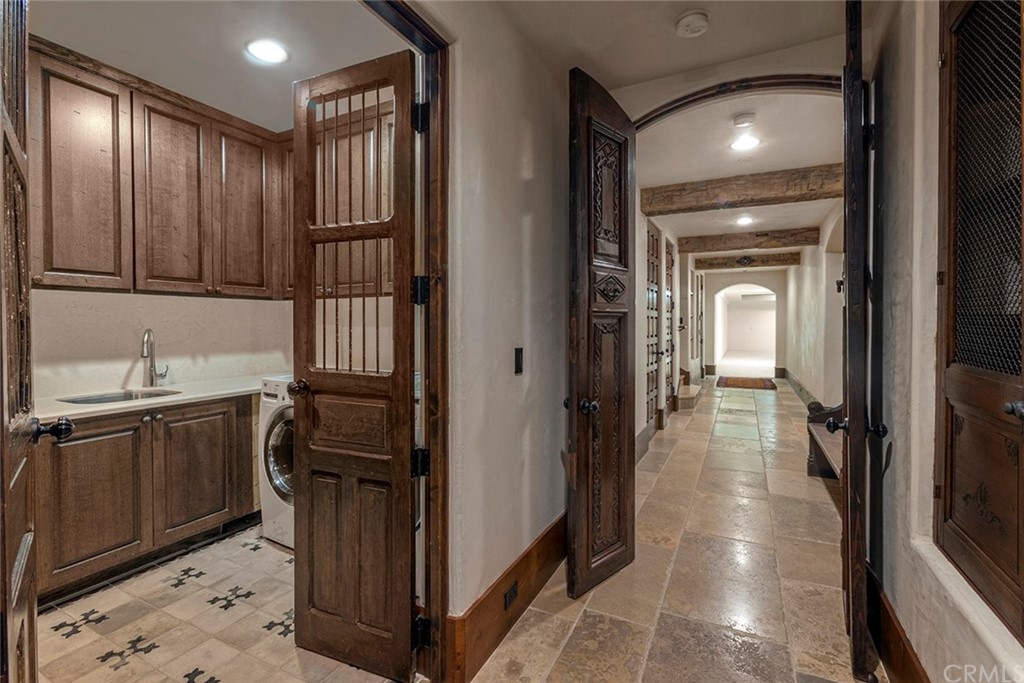 82 Golden Eagle Irvine, CA 92603 - Photo 16 of 40