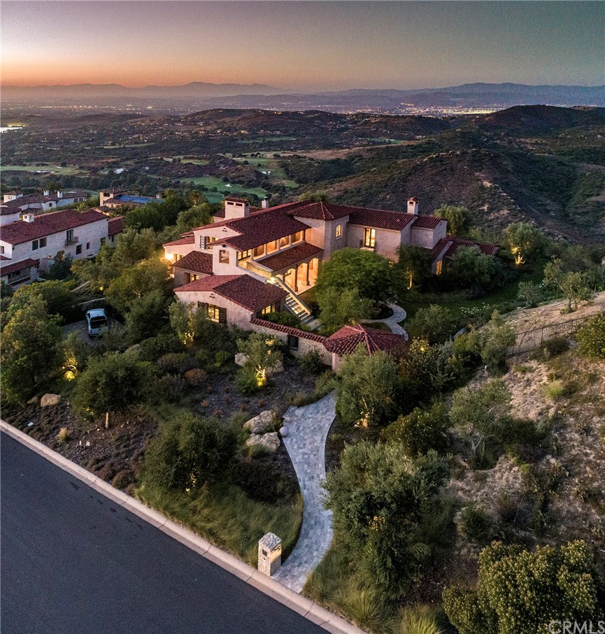82 Golden Eagle Irvine, CA 92603 - Photo 34 of 40 an aerial view of residential house with green space