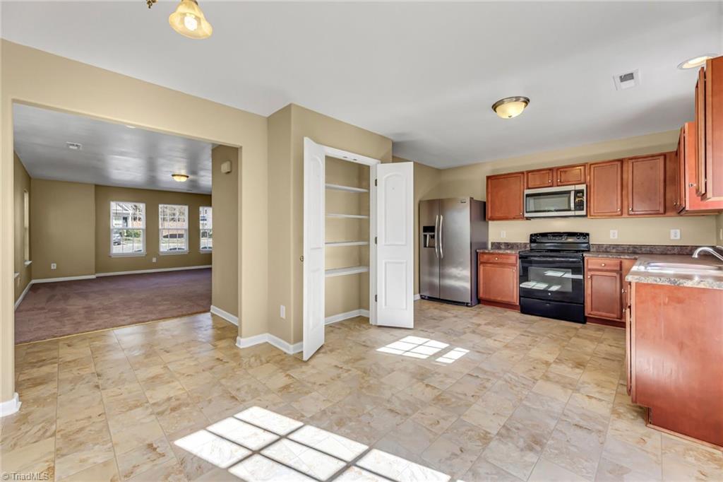 485 Ridgebrooke Drive High Point, NC 27265 - Photo 10 of 34 Gallery Image 10