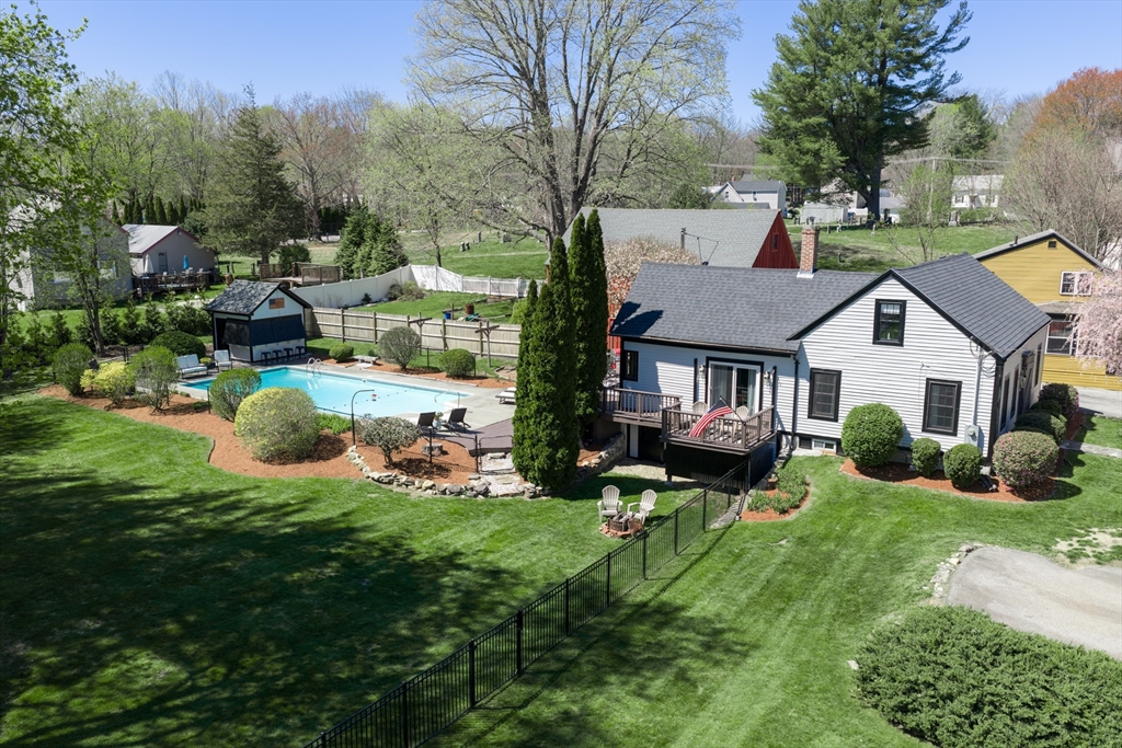 14 Cook Street Douglas, MA 01516 - Photo 8 of 36