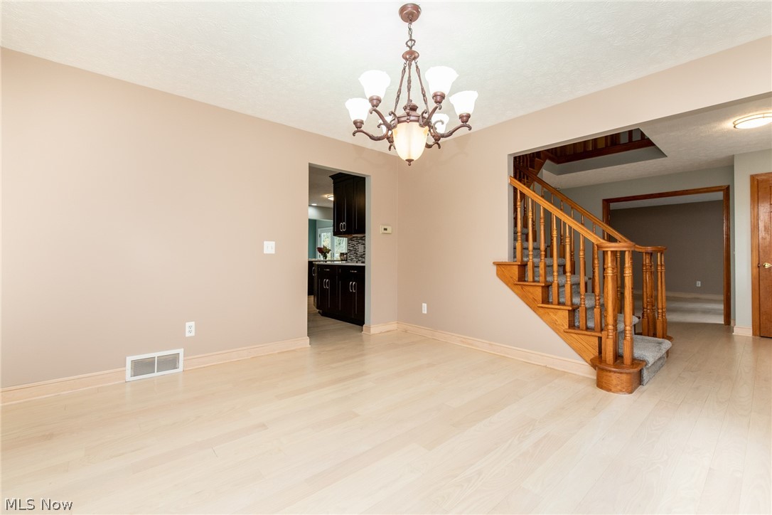 7325 Som Center Road Solon, OH 44139 - Photo 4 of 33 Gallery Image 4