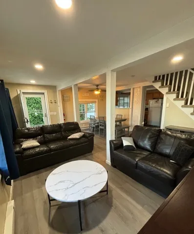 $737,900 | 844 Boston Neck Road, Narragansett, RI 02882