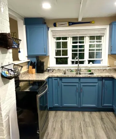 $737,900 | 844 Boston Neck Road, Narragansett, RI 02882