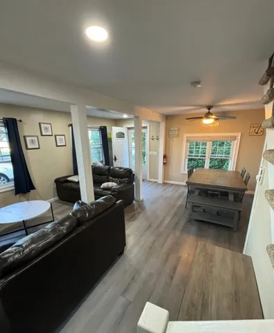 $737,900 | 844 Boston Neck Road, Narragansett, RI 02882