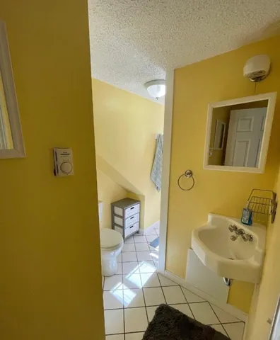 $737,900 | 844 Boston Neck Road, Narragansett, RI 02882