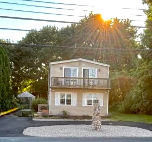 $737,900 | 844 Boston Neck Road, Narragansett, RI 02882