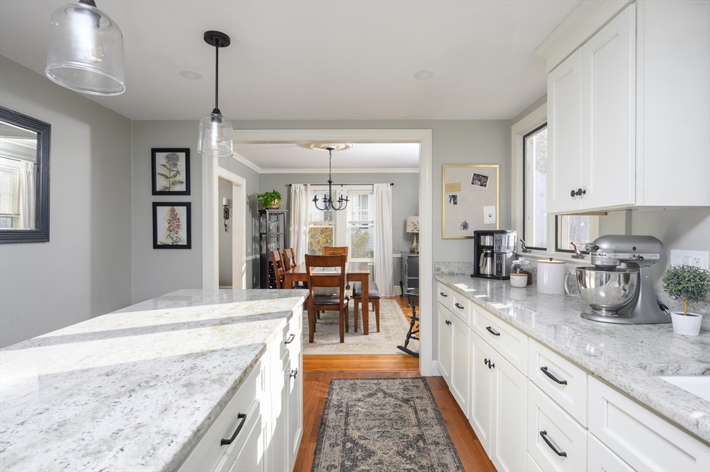 15 Brae Road Quincy, MA 02169 - Photo 14 of 36 Gallery Image 14