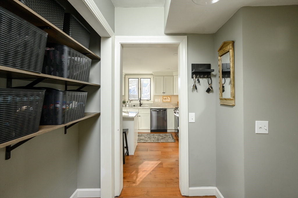 15 Brae Road Quincy, MA 02169 - Photo 18 of 36 Gallery Image 18