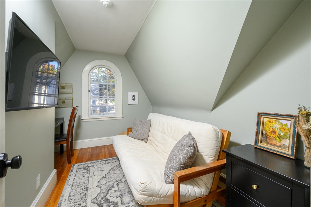 15 Brae Road Quincy, MA 02169 - Photo 22 of 36 Gallery Image 22
