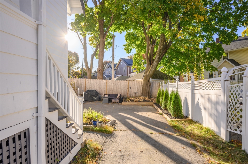 15 Brae Road Quincy, MA 02169 - Photo 28 of 36 Gallery Image 28