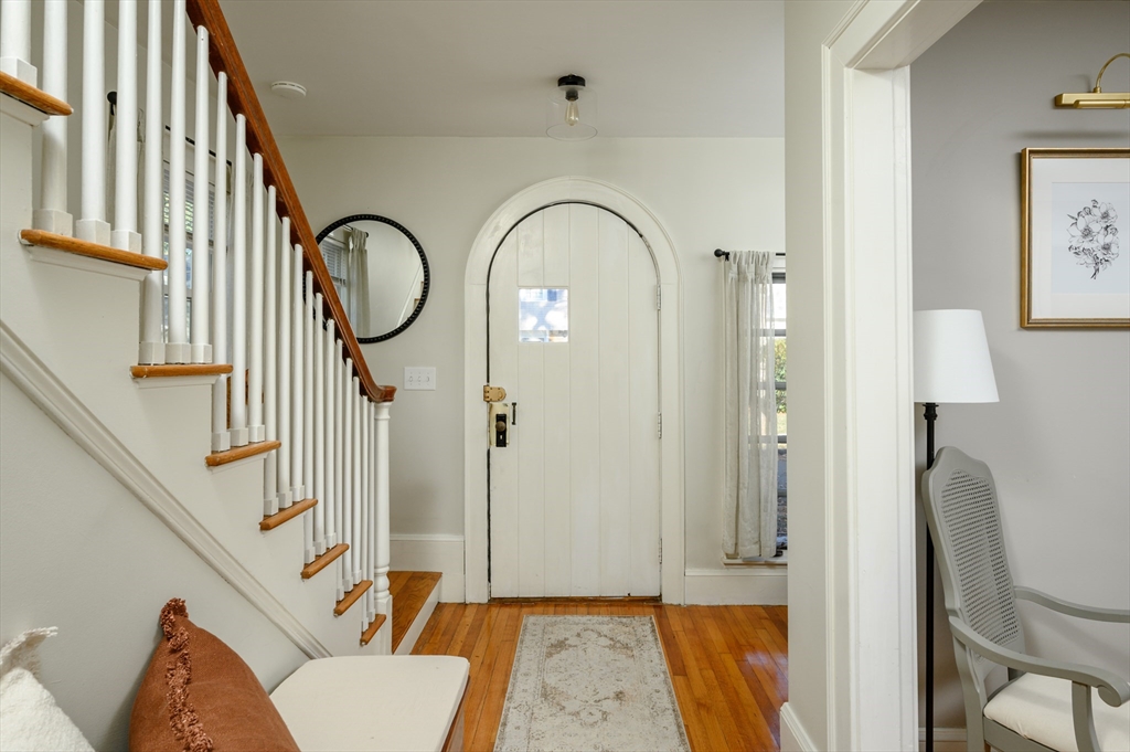 15 Brae Road Quincy, MA 02169 - Photo 3 of 36 Gallery Image 3