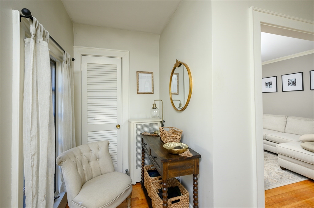 15 Brae Road Quincy, MA 02169 - Photo 4 of 36 Gallery Image 4