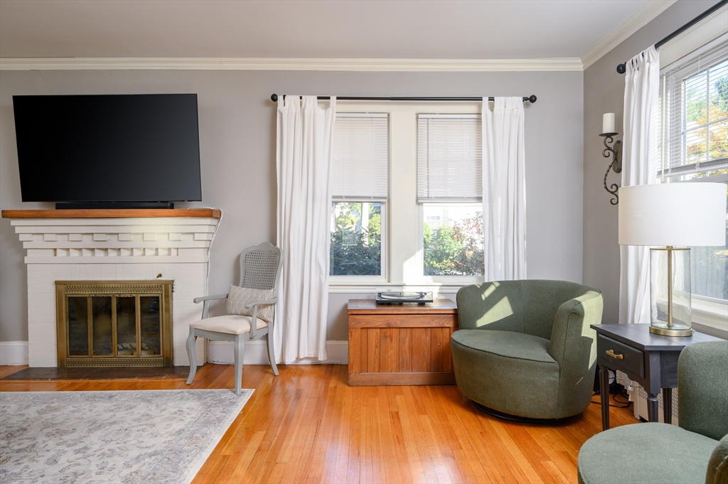 15 Brae Road Quincy, MA 02169 - Photo 7 of 36 Gallery Image 7