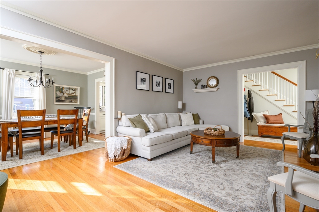 15 Brae Road Quincy, MA 02169 - Photo 8 of 36 Gallery Image 8
