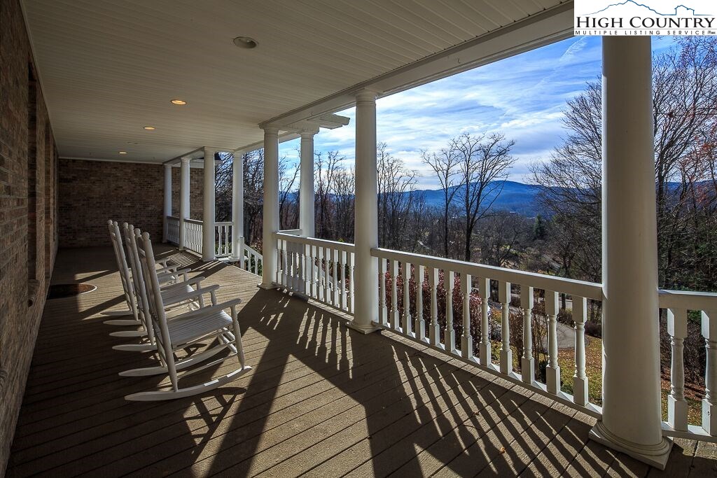 247 Hunting Road Boone, NC 28607 - Photo 5 of 31 Gallery Image 5