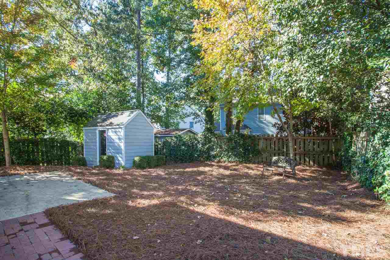5516 Edgebury Road Raleigh, NC 27613 - Photo 23 of 25