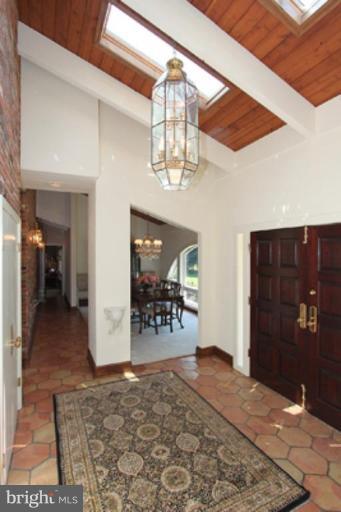 12905 Esworthy Road North Potomac, MD 20878 - Photo 4 of 10 Foyer