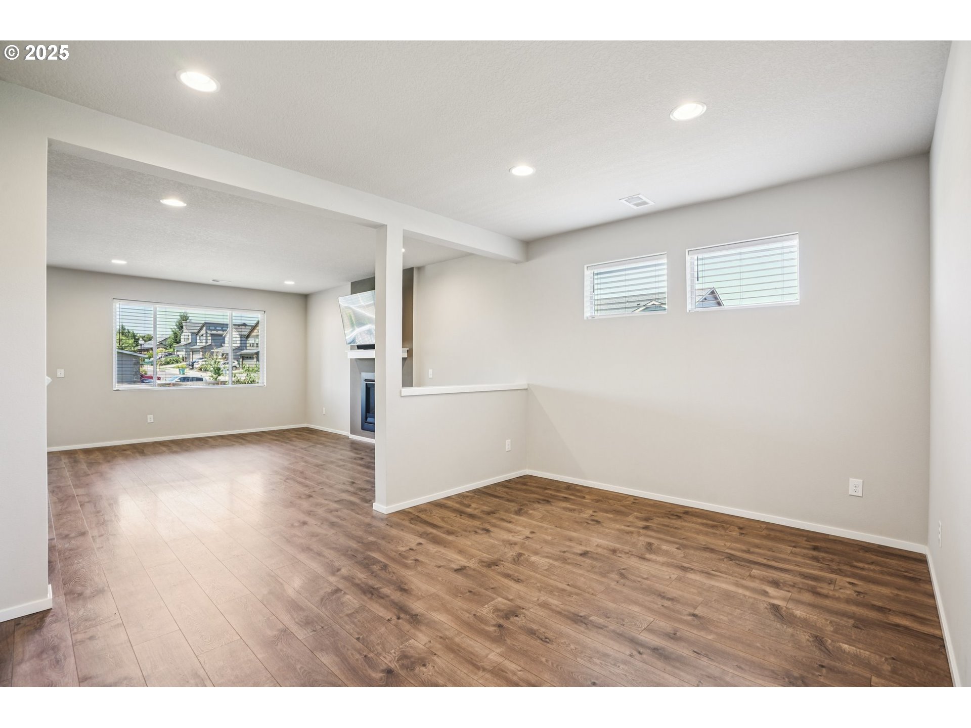 2511 South Coho Place Ridgefield, WA 98642 - Photo 5 of 33 a view of an empty room