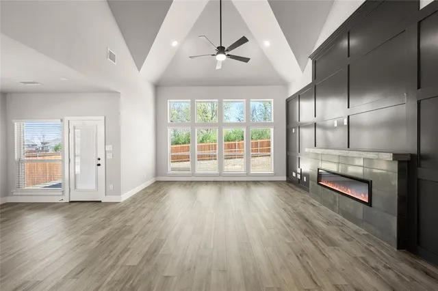 $693,022 | 604 South Hidden Lks Drive, DeSoto, TX 75115