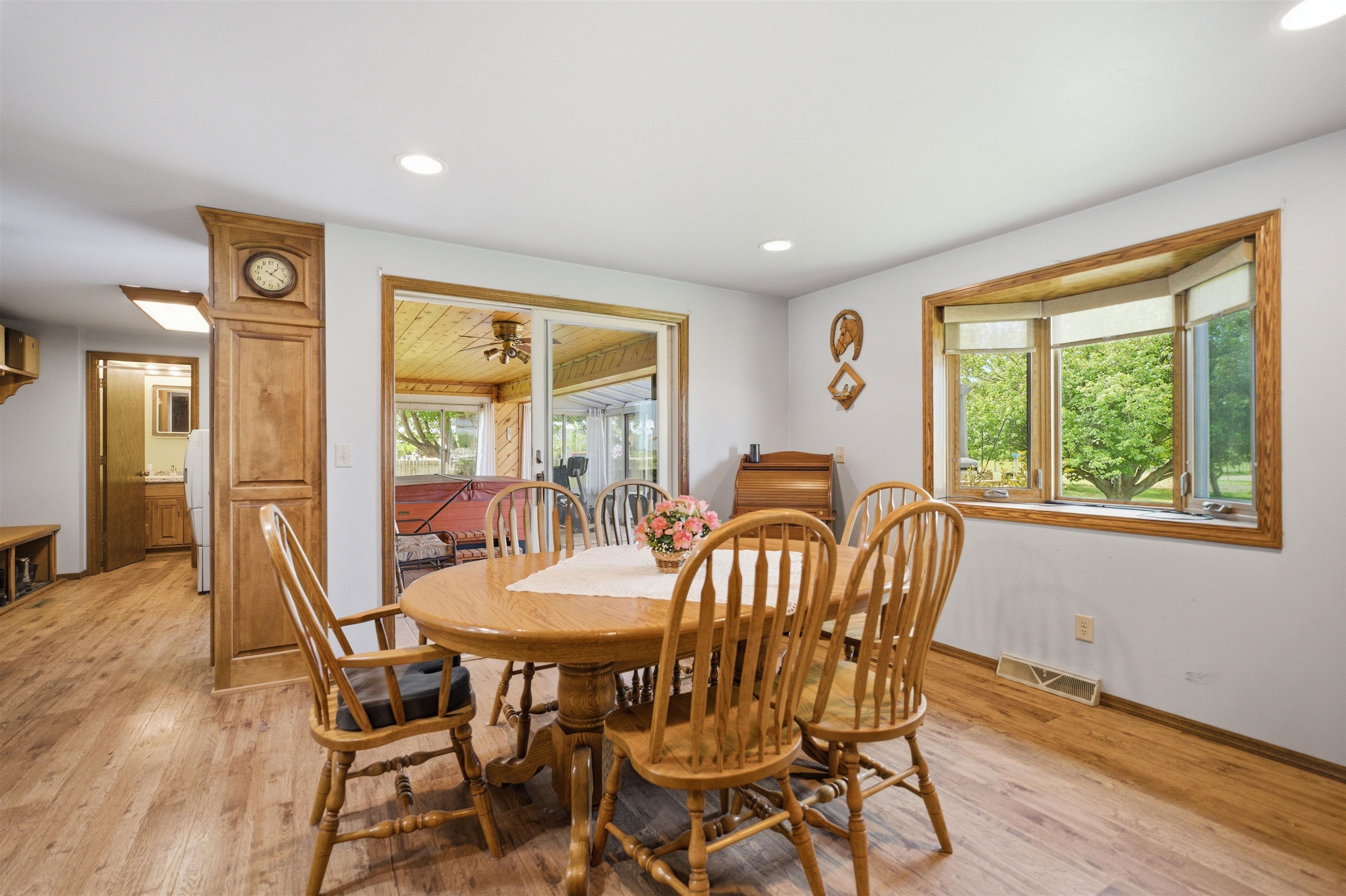 4941 North Overland Road Oneida, WI 54155 - Photo 9 of 67