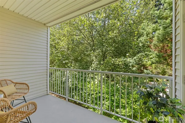 $435,000 | 12105 Northeast 171st Place, Unit A202, Bothell, WA 98011