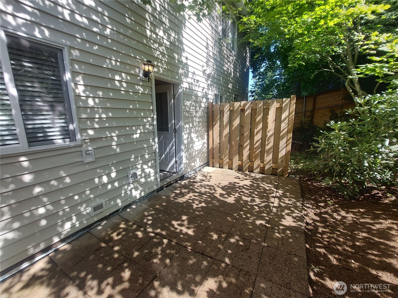 6907 Rainier Drive, Unit 1B Everett, WA 98203 - Photo 24 of 31