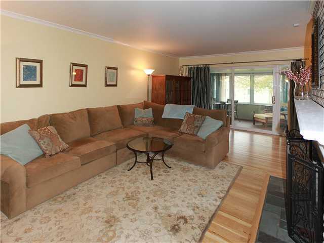 3166 North Star Road Columbus, OH 43221 - Photo 5 of 25