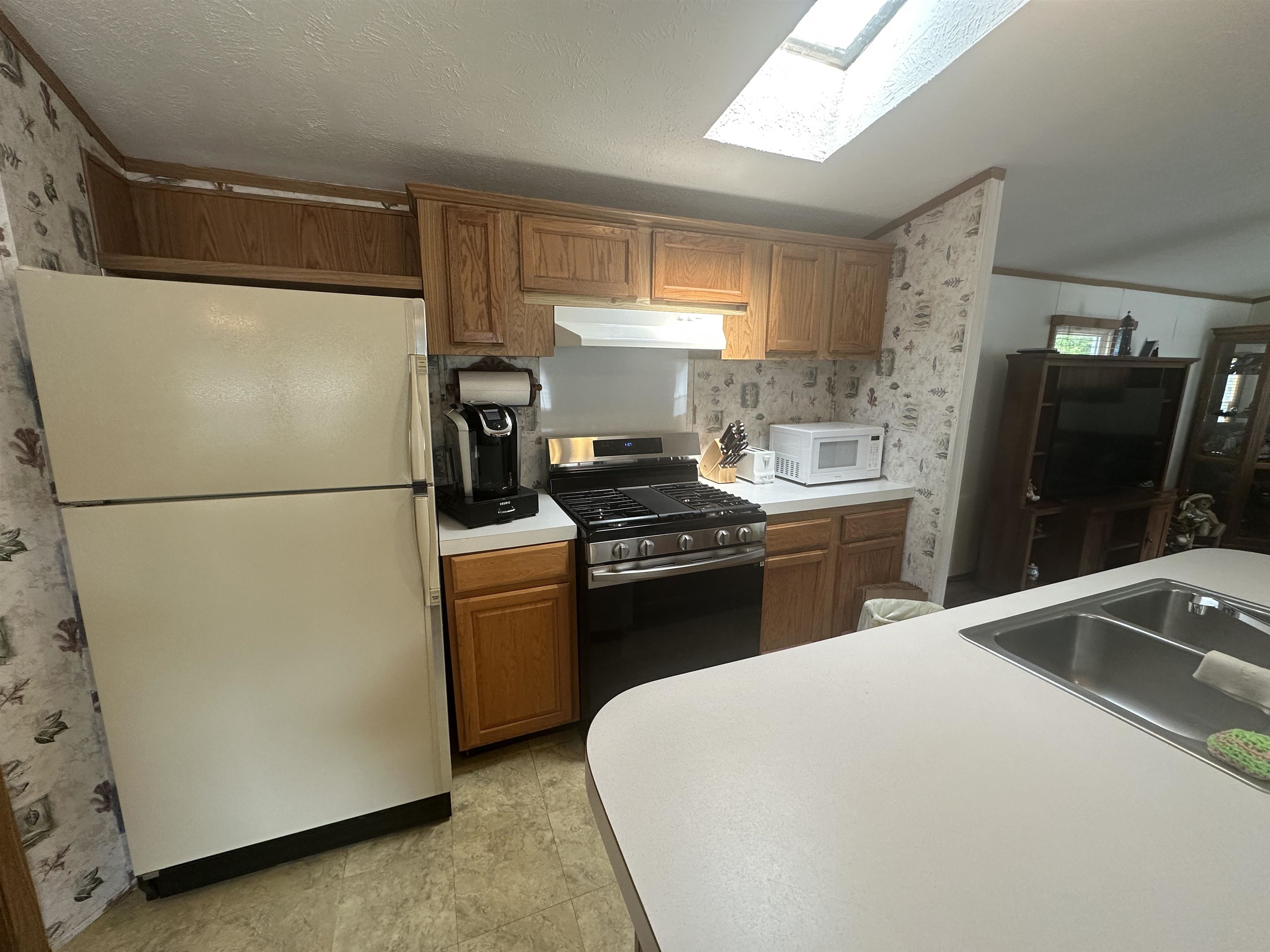 666 South Bluff Road, Unit 818 South Beloit, IL 61080 - Photo 13 of 25