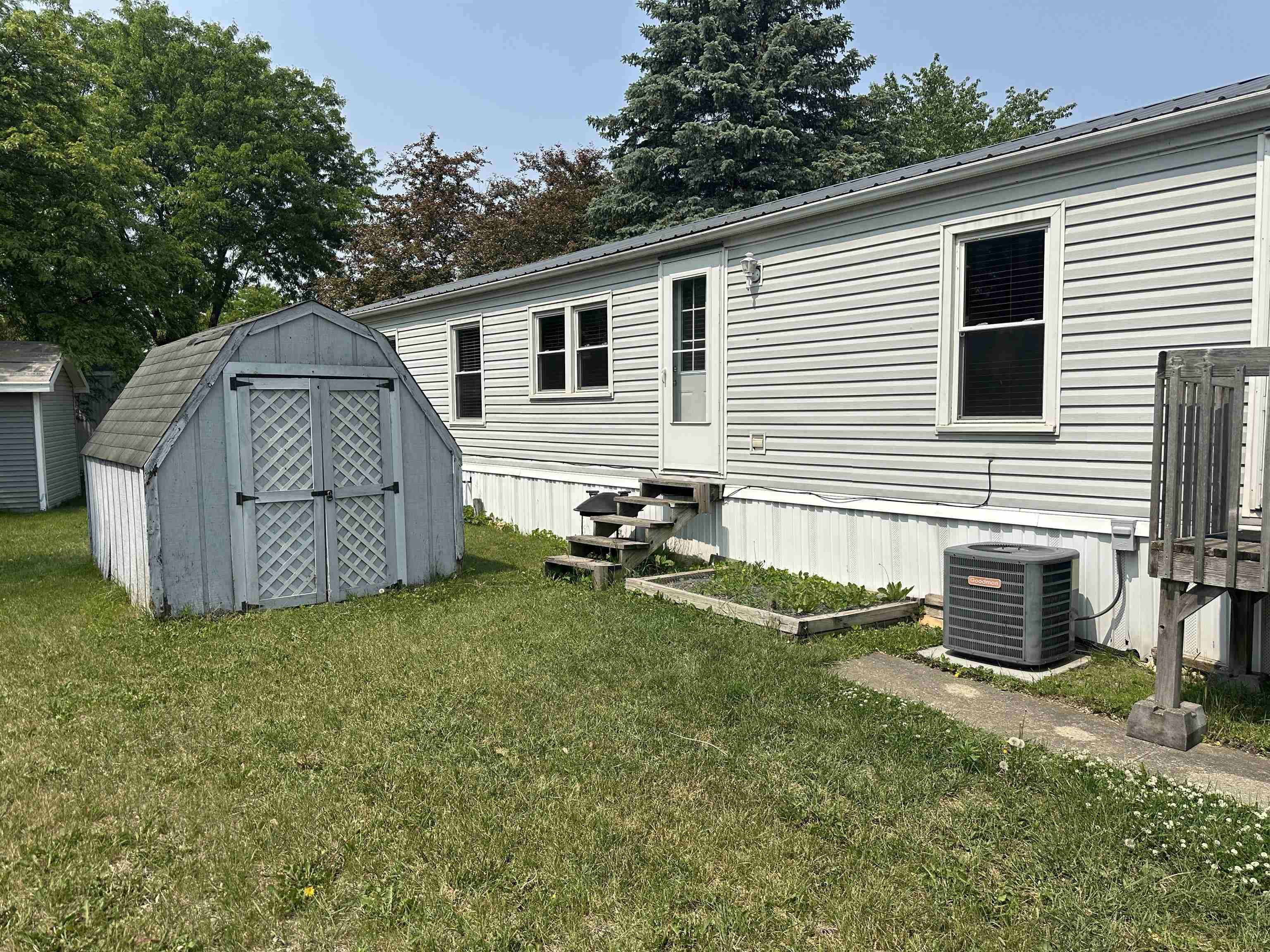 666 South Bluff Road, Unit 818 South Beloit, IL 61080 - Photo 2 of 25