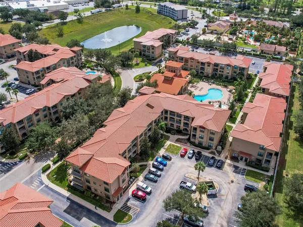 $165,000 | 904 Charo Parkway, Unit 514, Davenport, FL 33897