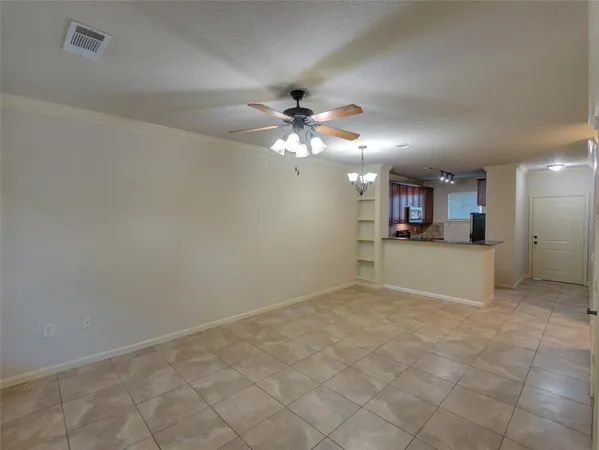 $165,000 | 904 Charo Parkway, Unit 514, Davenport, FL 33897