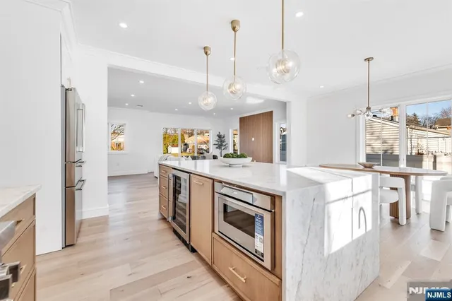 $1,749,995 | 285 Wayne Avenue, River Edge, NJ 07661