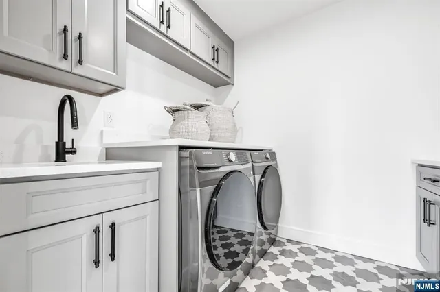 $1,749,995 | 285 Wayne Avenue, River Edge, NJ 07661