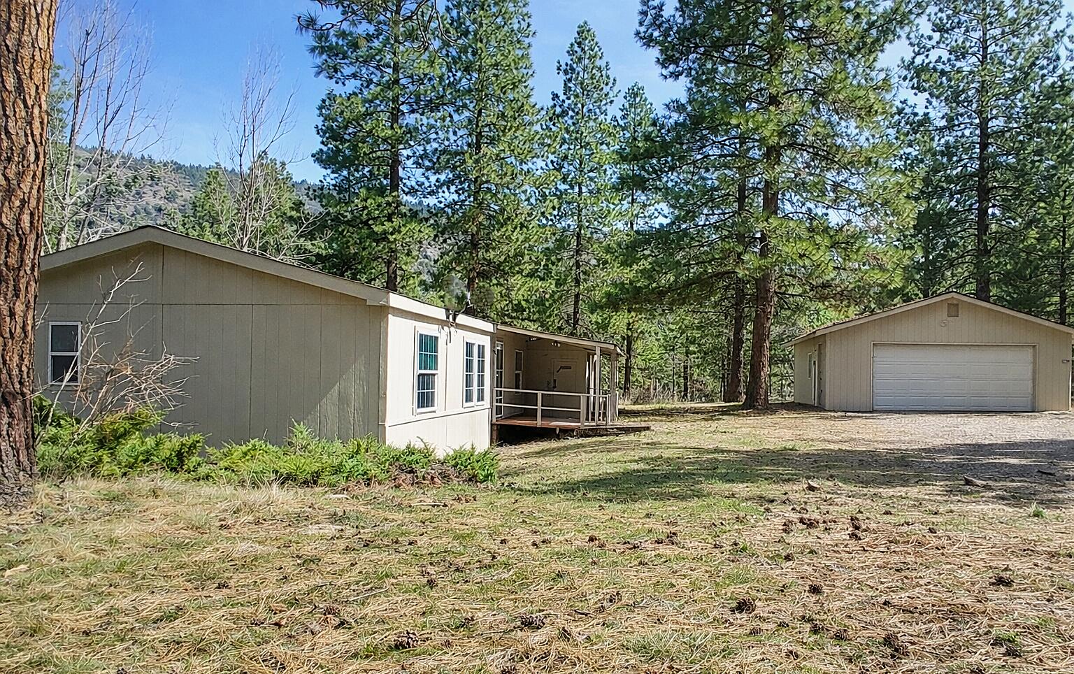 9939 Simpson Canyon Road Klamath Falls, OR 97601 - Photo 2 of 3 MLS#NEW-2