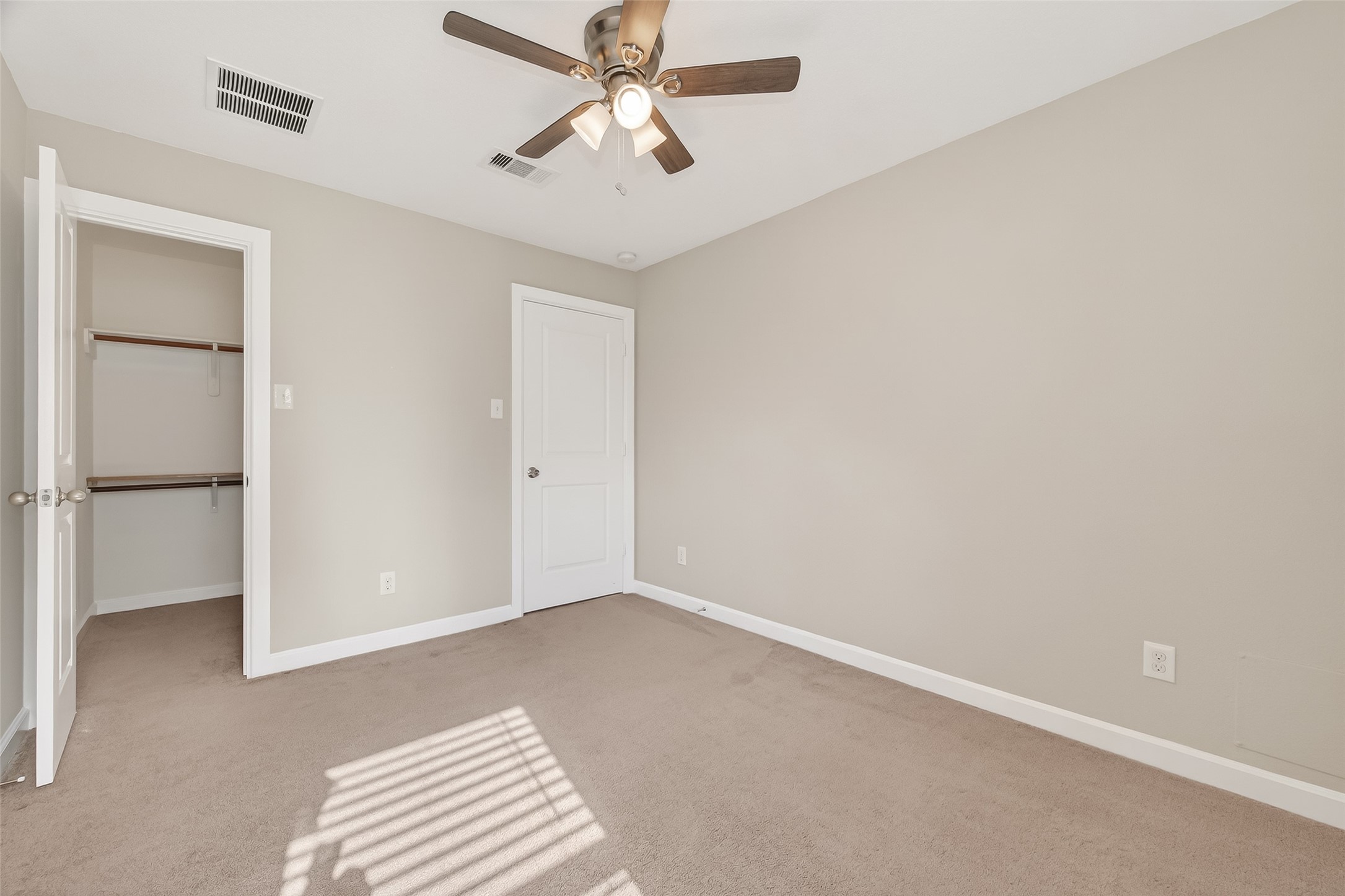 2915 Firewalk Trace Katy, TX 77494 - Photo 33 of 46