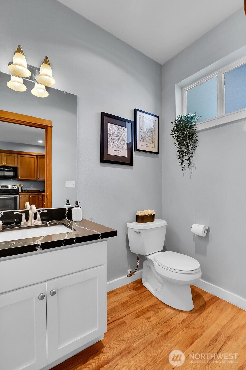 9236 Interlake Avenue North, Unit B Seattle, WA 98103 - Photo 9 of 20