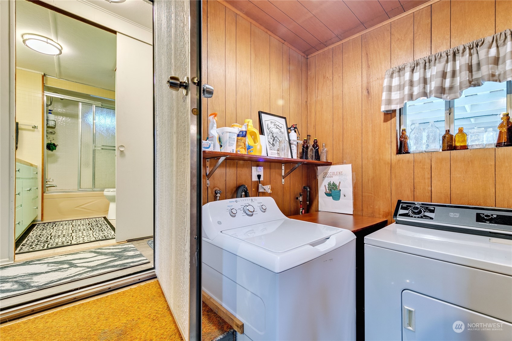 5893-95 &-97 Old Olympic Highway Sequim, WA 98382 - Photo 16 of 32