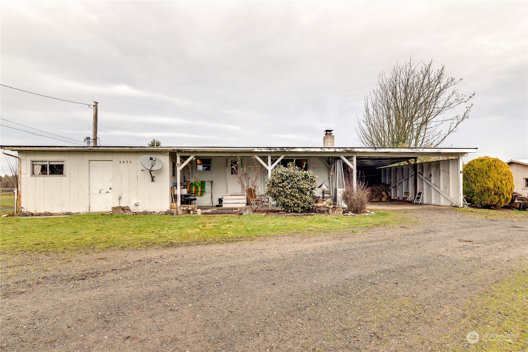 5893-95 &-97 Old Olympic Highway Sequim, WA 98382 - Photo 7 of 32