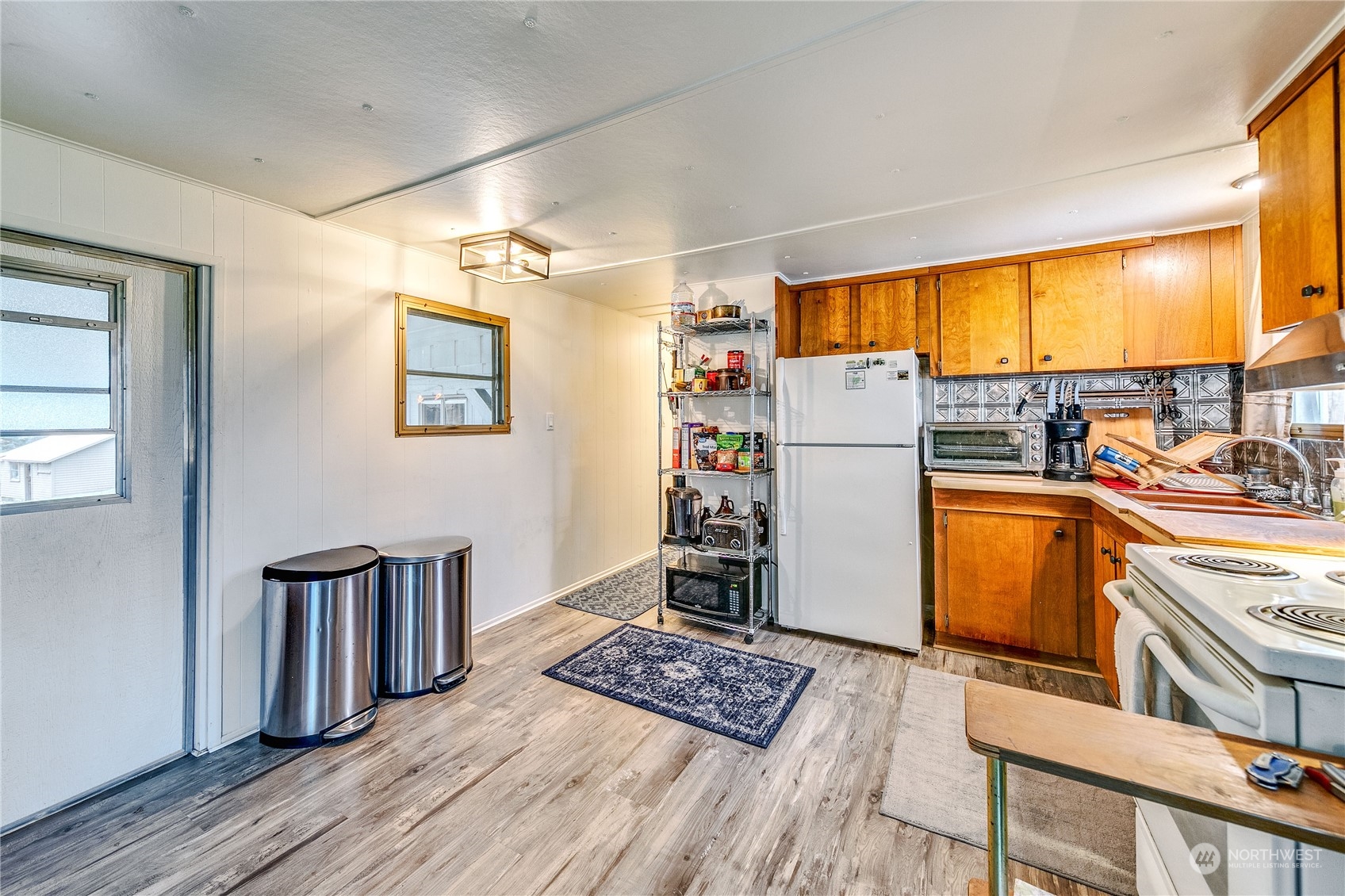 5893-95 &-97 Old Olympic Highway Sequim, WA 98382 - Photo 9 of 32