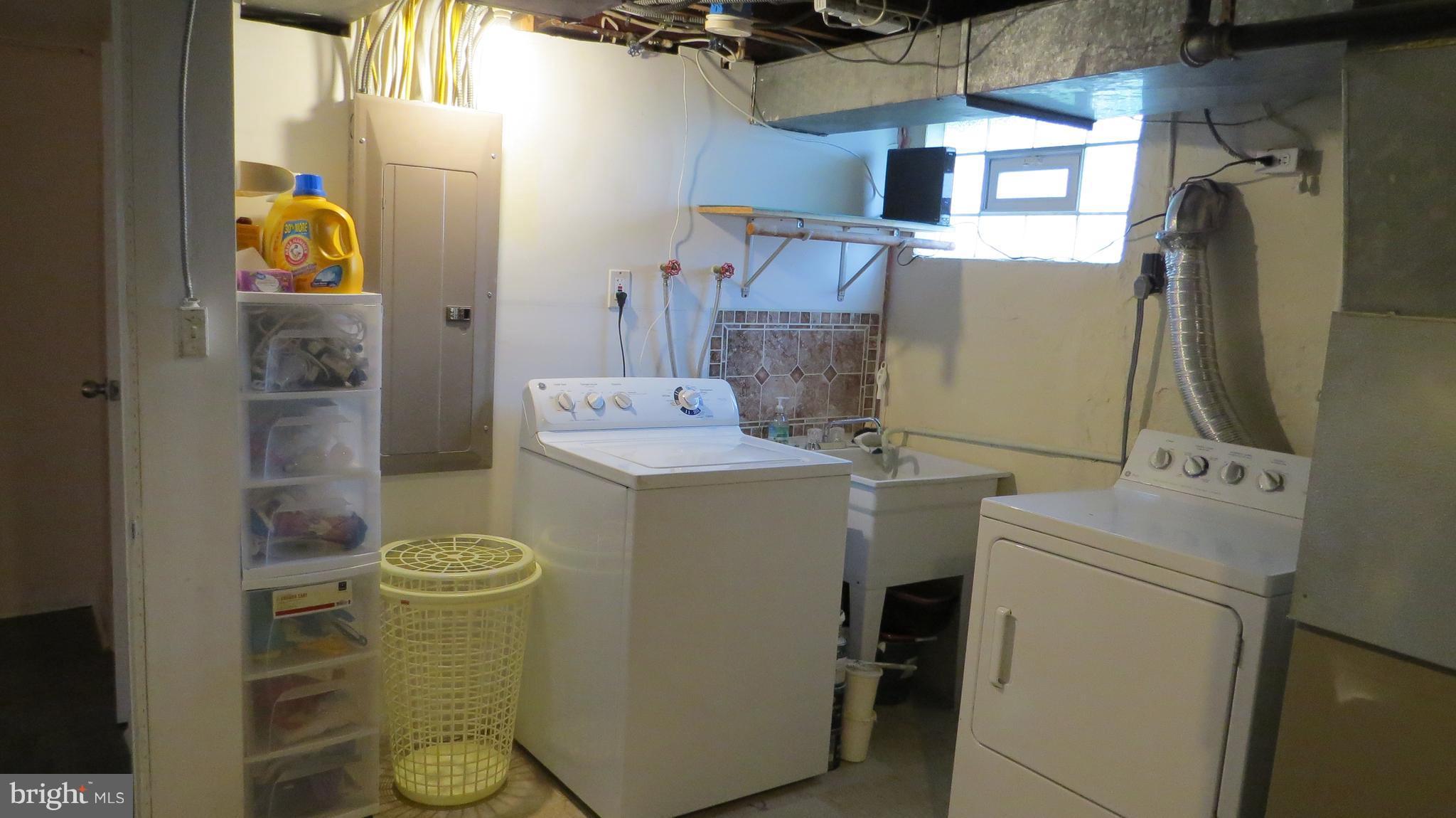 2910 Church Road Baltimore, MD 21234 - Photo 23 of 30 Laundry room