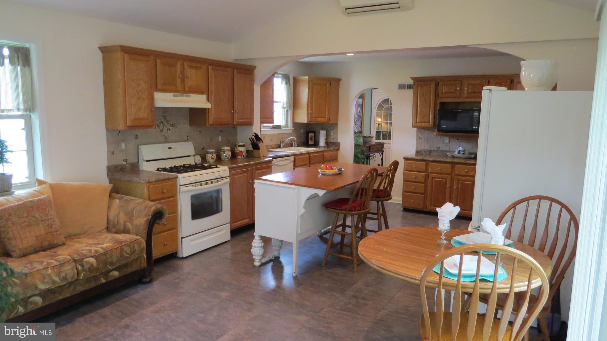 2910 Church Road Baltimore, MD 21234 - Photo 9 of 30 Kitchen