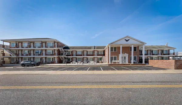 $319,000 | 402 East St Paul Avenue, Unit 101, Wildwood Crest, NJ 08260
