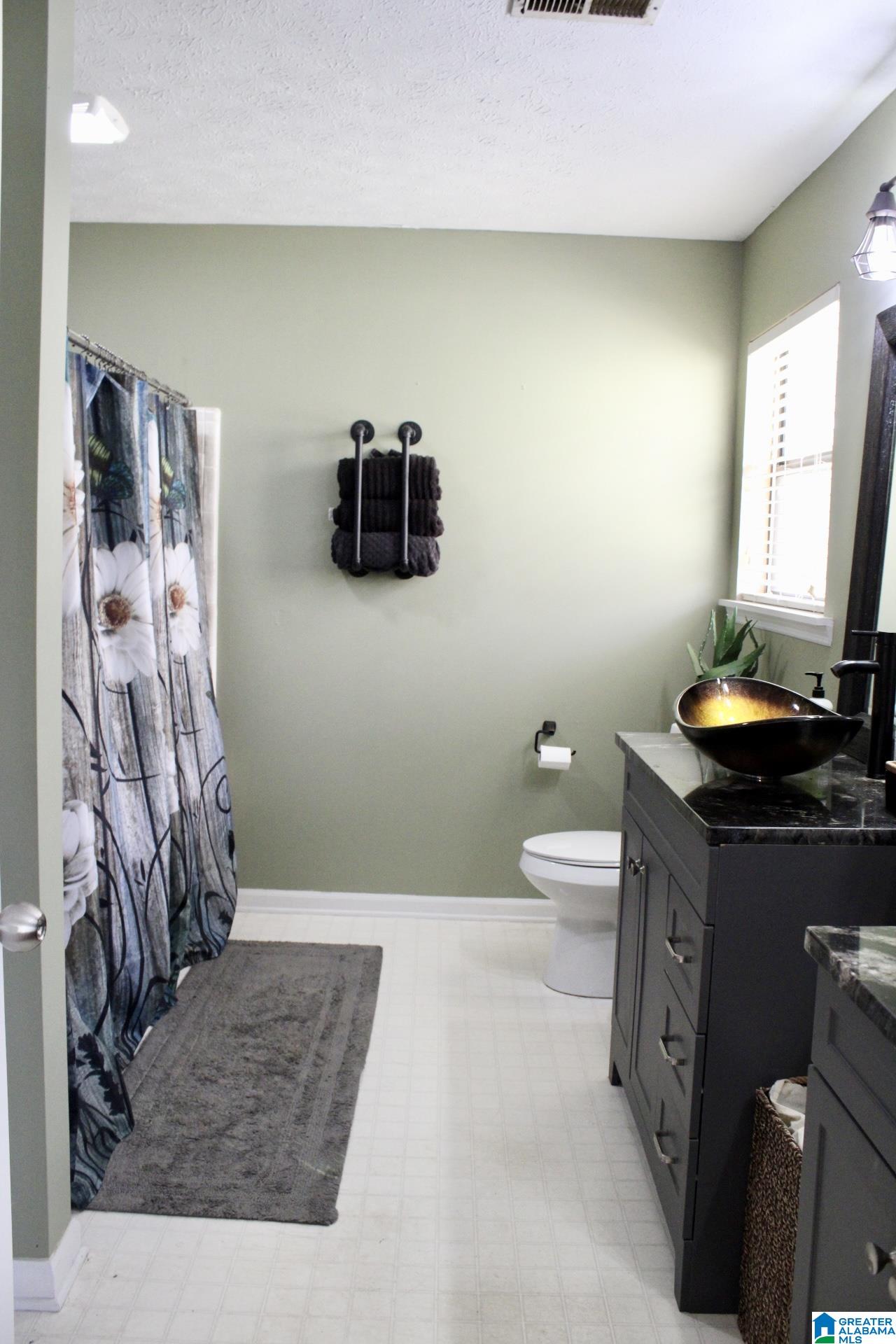 812 Brookhaven Road Anniston, AL 36207 - Photo 17 of 33