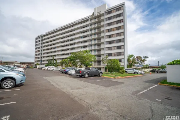 $2,250 | 99-015 Kalaloa Street, Unit 204, Aiea, HI 96701
