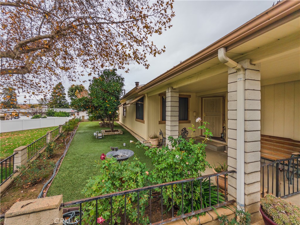 9465 Sharon Way Calimesa, CA 92320 - Photo 18 of 73