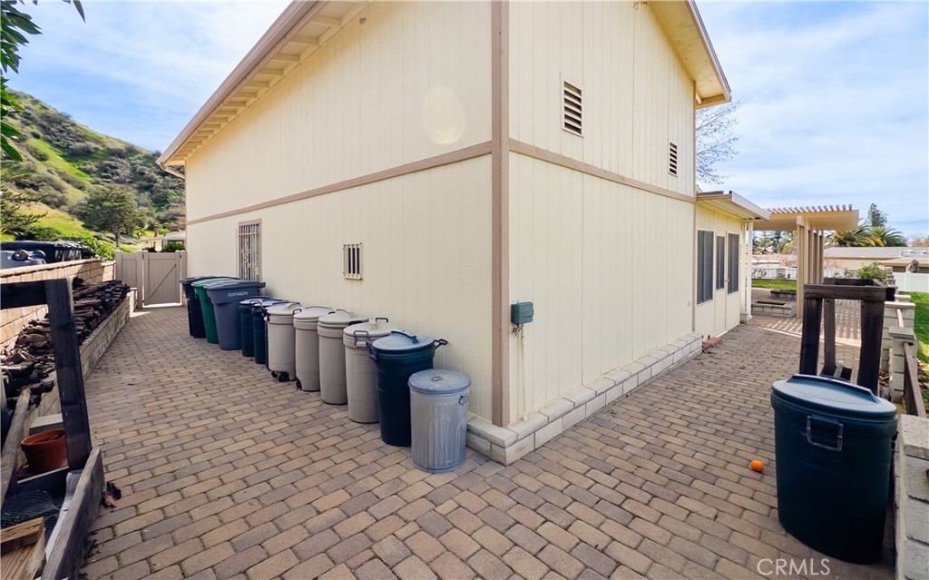 9465 Sharon Way Calimesa, CA 92320 - Photo 24 of 73