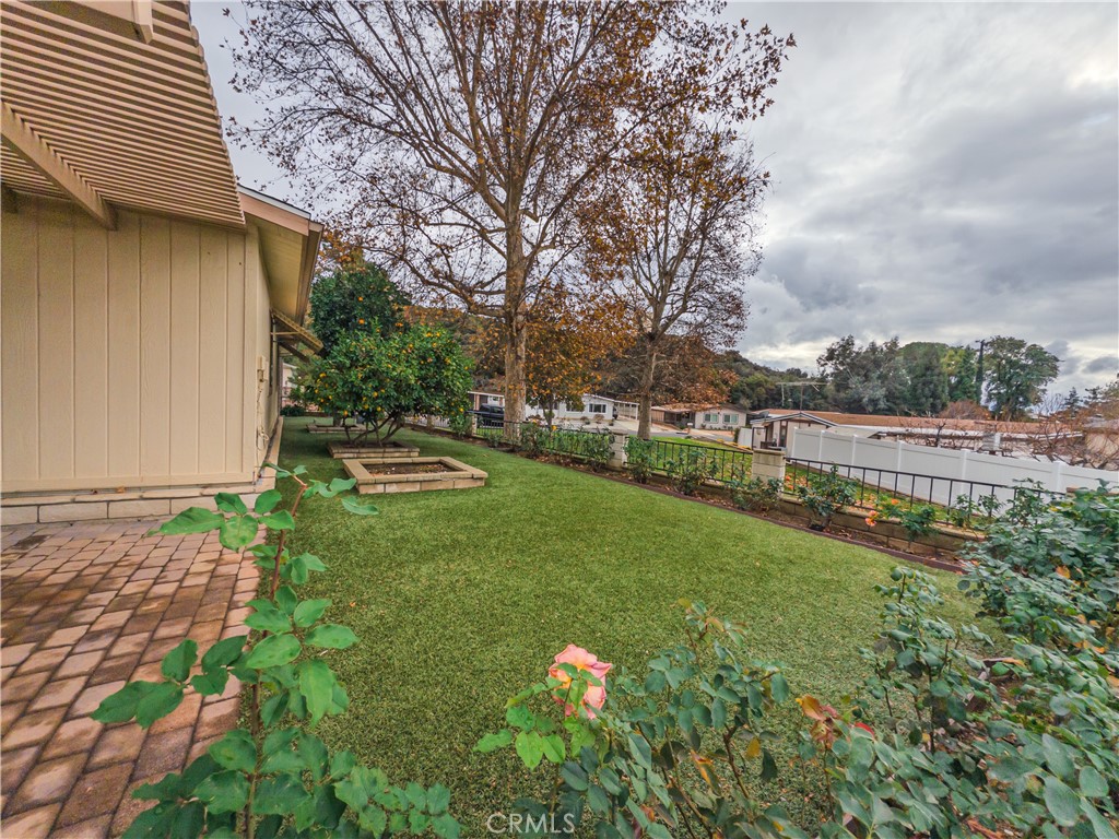 9465 Sharon Way Calimesa, CA 92320 - Photo 32 of 73