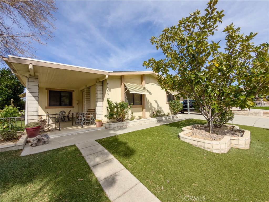 9465 Sharon Way Calimesa, CA 92320 - Photo 6 of 73