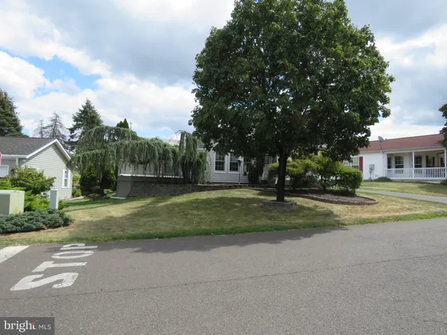 $369,000 | 377 Spring Meadow Circle, New Hope, PA 18938